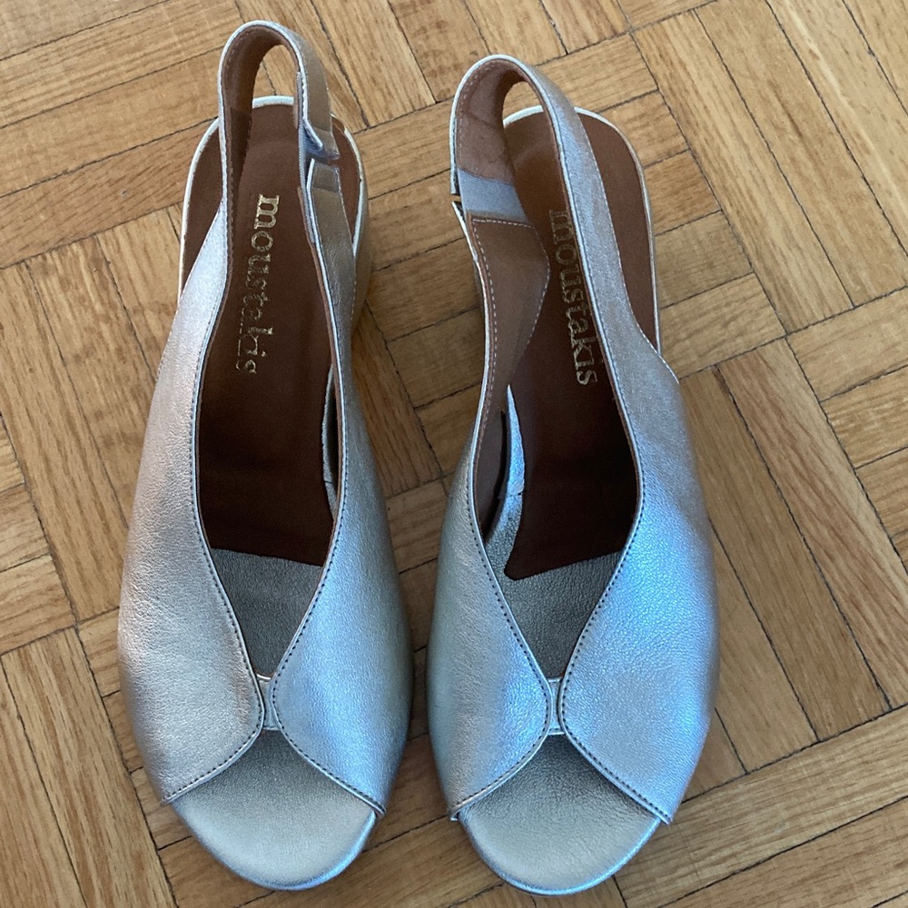 Gold Leather Women's Slingback Shoes